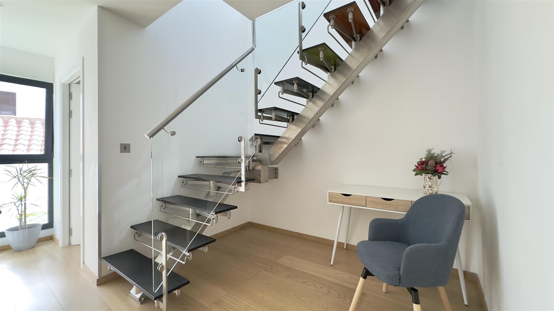 Image of Apartment - 4 Bedrooms - 2 Bathrooms for Sale in Prince Edward's Gate-Gibraltar, Image 8